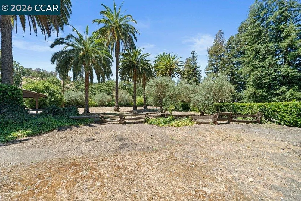 1924 Alameda Diablo Diablo, CA 94528