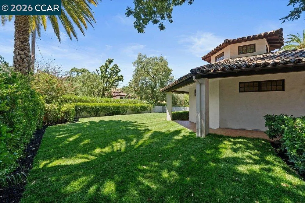 1924 Alameda Diablo Diablo, CA 94528