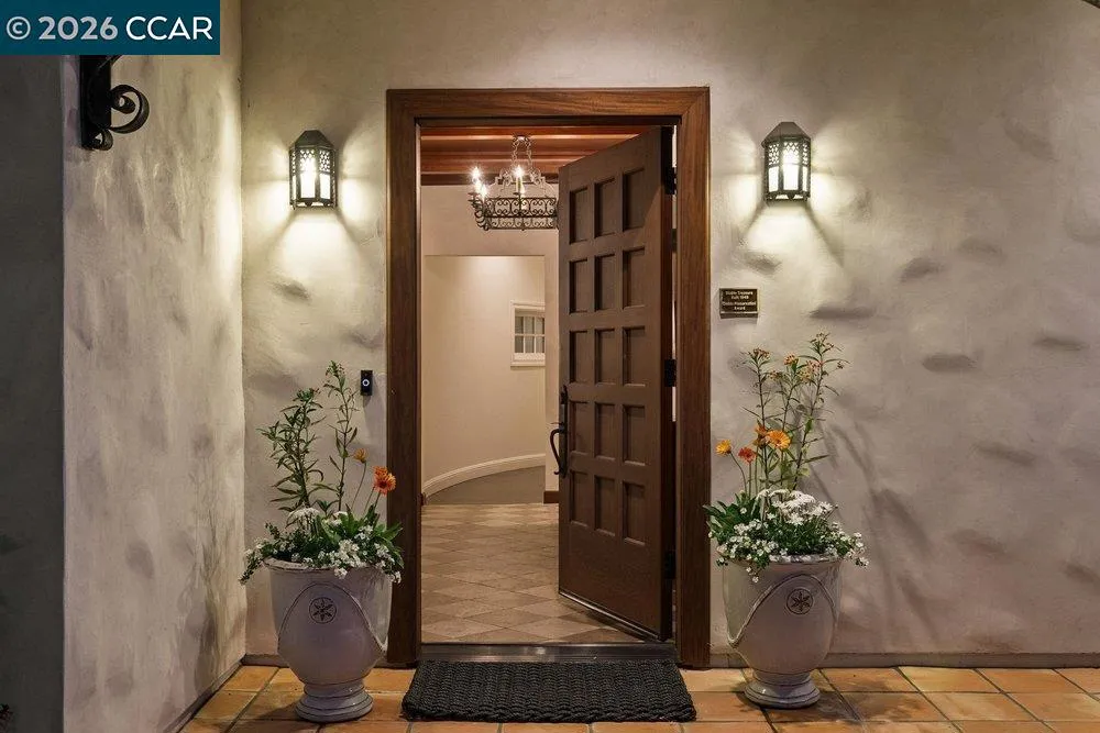 1924 Alameda Diablo Diablo, CA 94528