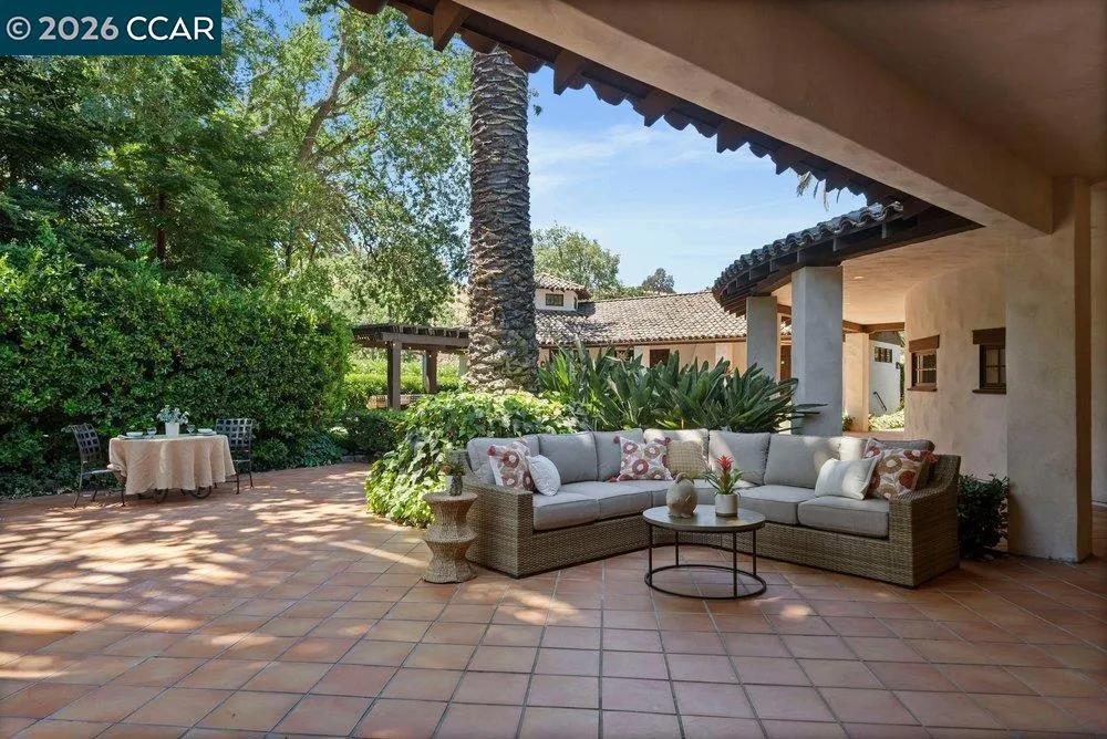 1924 Alameda Diablo Diablo, CA 94528