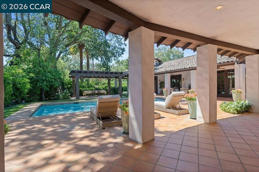 1924 Alameda Diablo Diablo, CA 94528