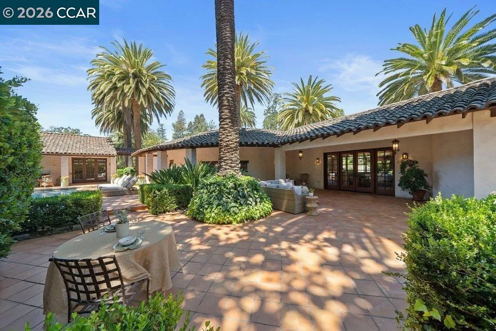 1924 Alameda Diablo Diablo, CA 94528