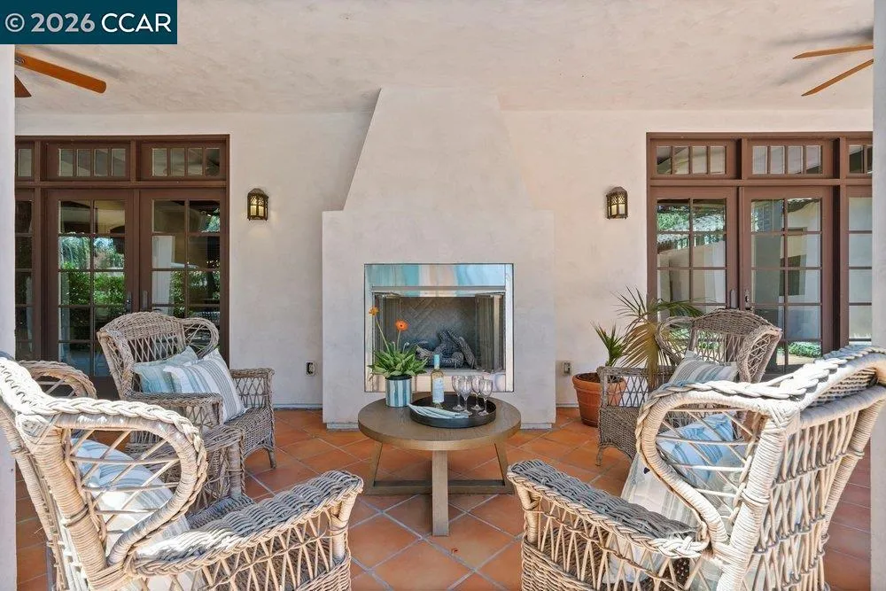 1924 Alameda Diablo Diablo, CA 94528