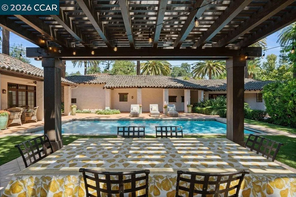 1924 Alameda Diablo Diablo, CA 94528