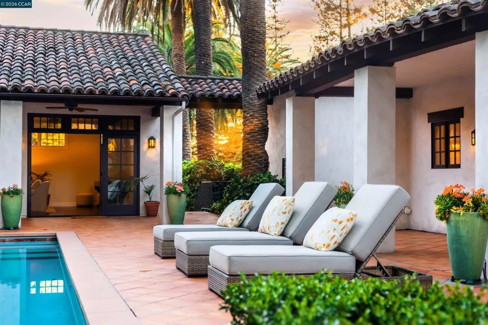 1924 Alameda Diablo Diablo, CA 94528