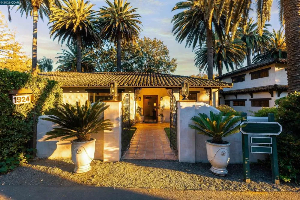 1924 Alameda Diablo Diablo, CA 94528