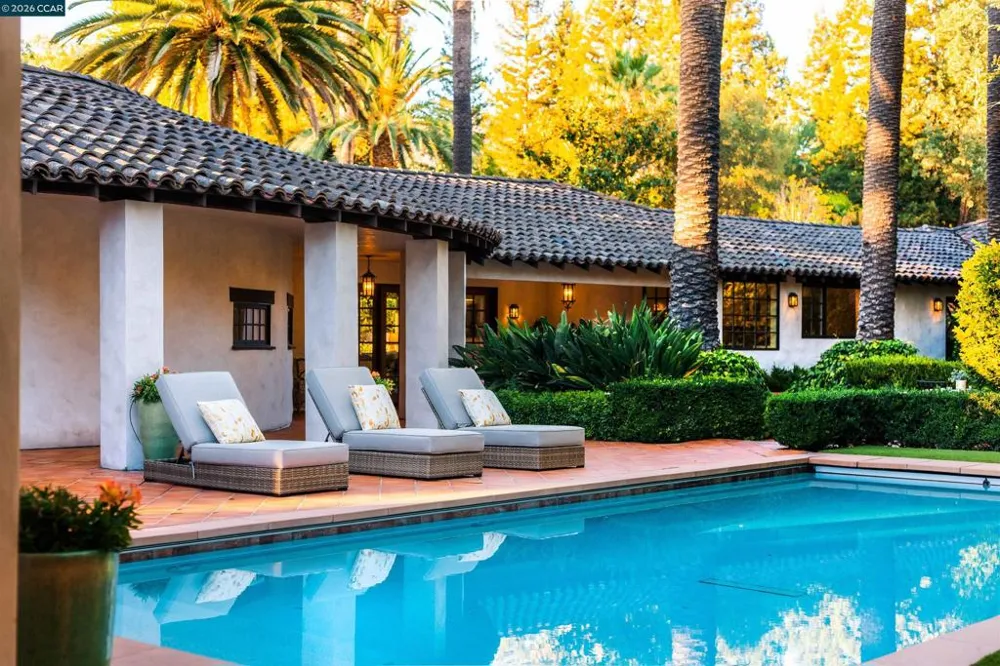 1924 Alameda Diablo Diablo, CA 94528