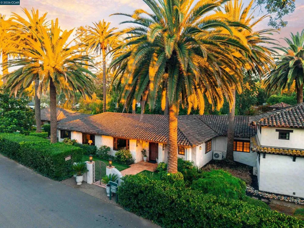 1924 Alameda Diablo Diablo, CA 94528