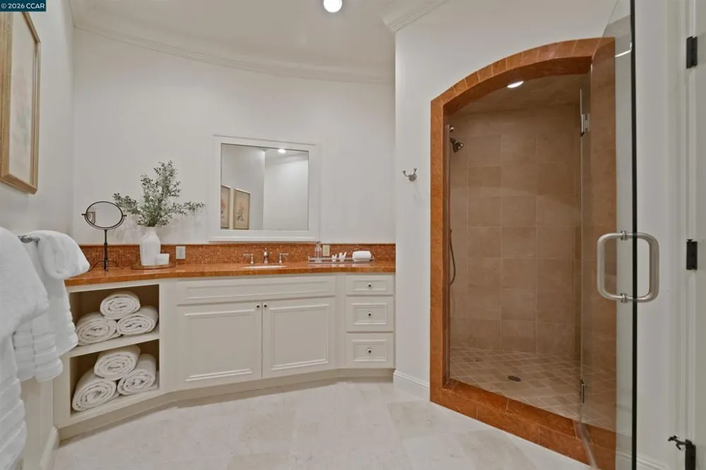 1924 Alameda Diablo Diablo, CA 94528