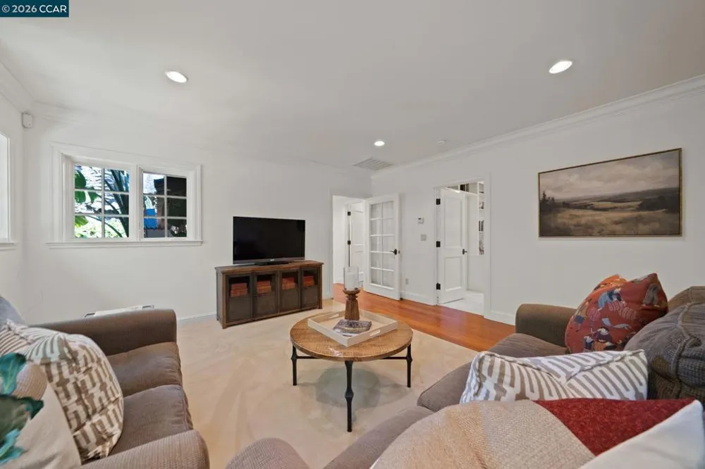 1924 Alameda Diablo Diablo, CA 94528