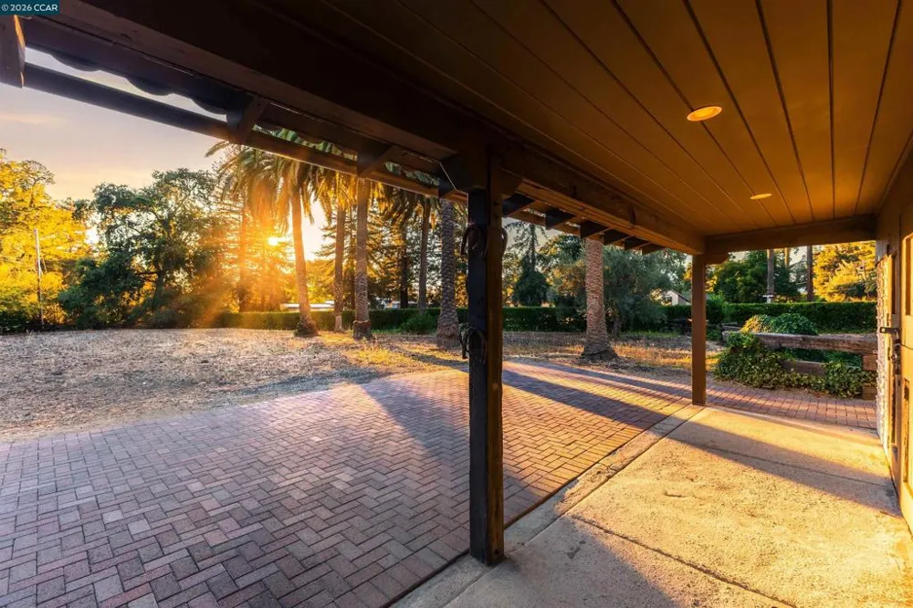 1924 Alameda Diablo Diablo, CA 94528