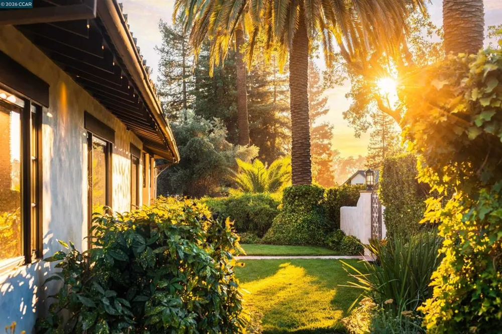 1924 Alameda Diablo Diablo, CA 94528
