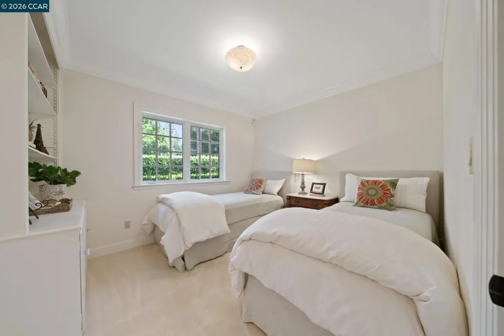 1924 Alameda Diablo Diablo, CA 94528