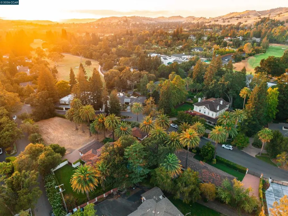 1924 Alameda Diablo Diablo, CA 94528