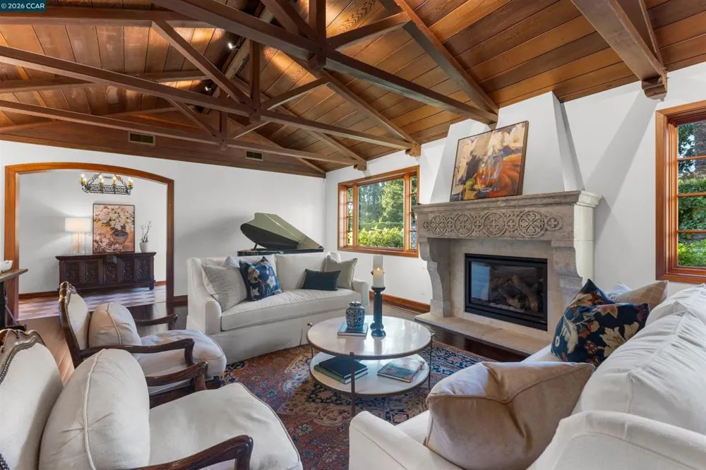 1924 Alameda Diablo Diablo, CA 94528