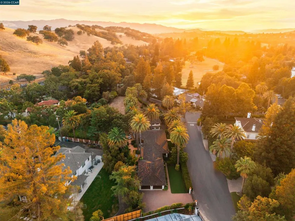 1924 Alameda Diablo Diablo, CA 94528