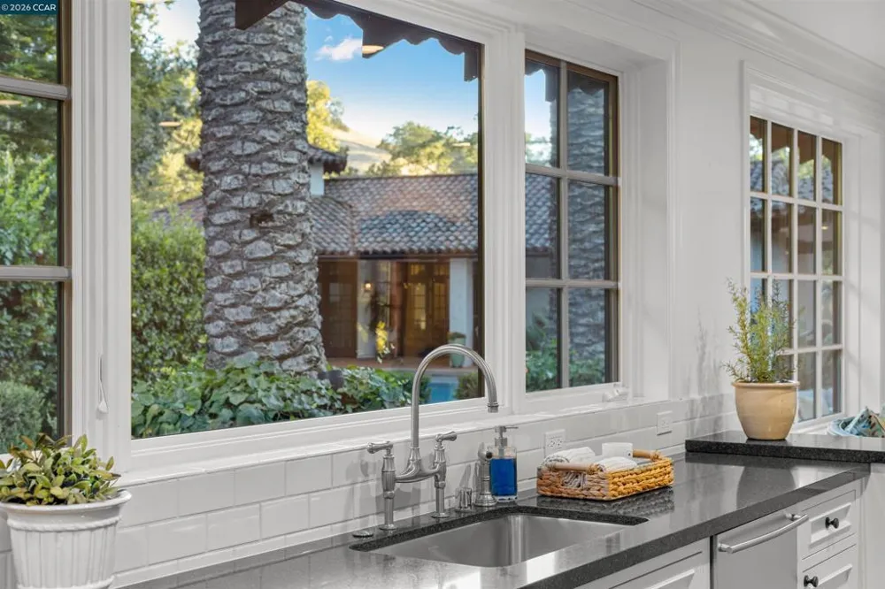 1924 Alameda Diablo Diablo, CA 94528