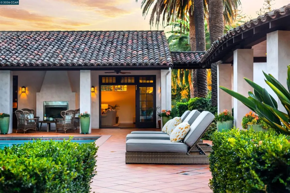 1924 Alameda Diablo Diablo, CA 94528