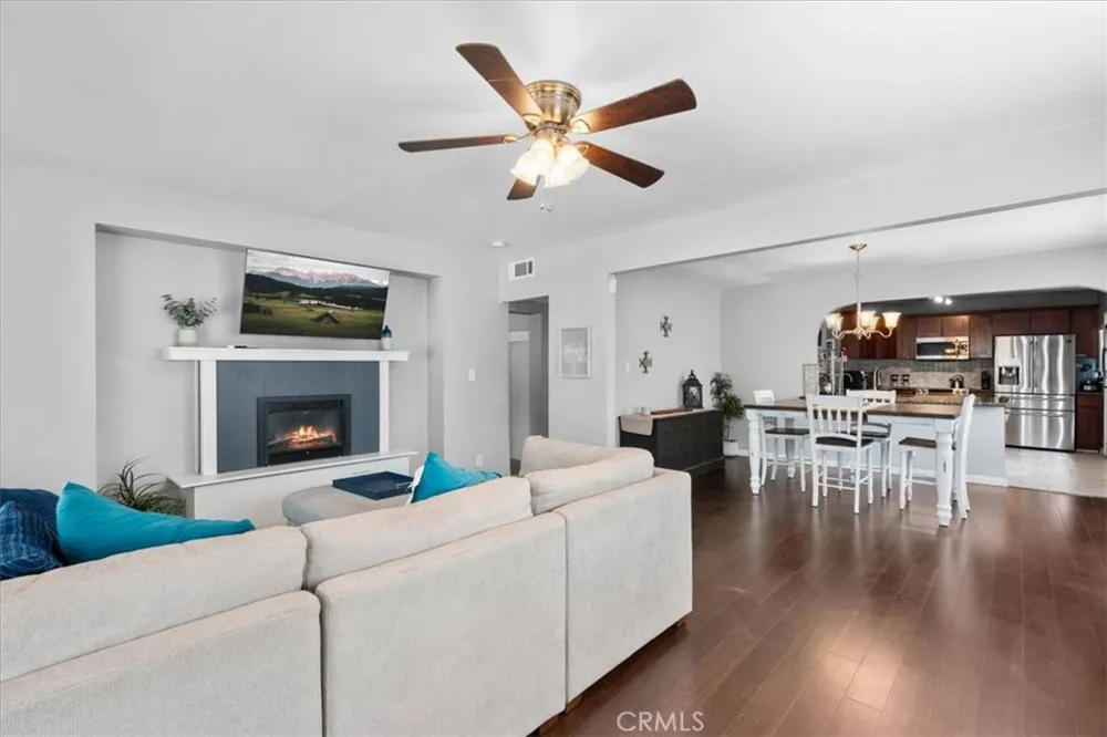3974 5th Street Riverside, CA 92501