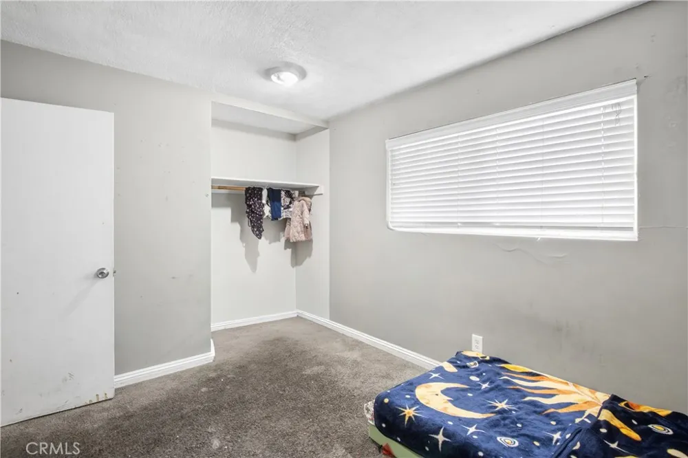 608 E Central Avenue Santa Ana, CA 92707