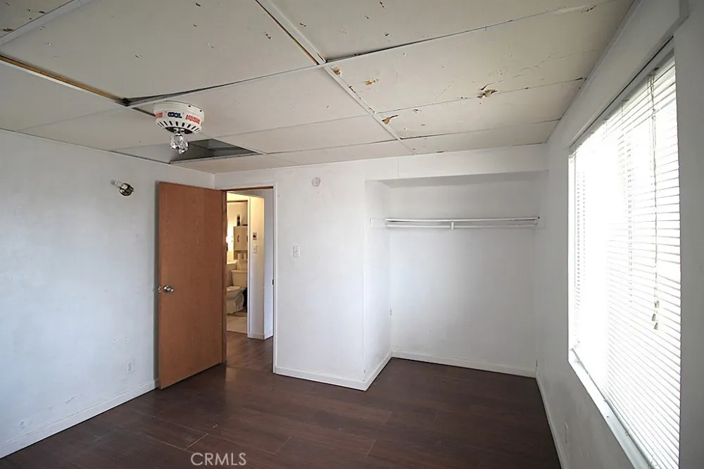 21212 Rainbow Hinkley, CA 92347