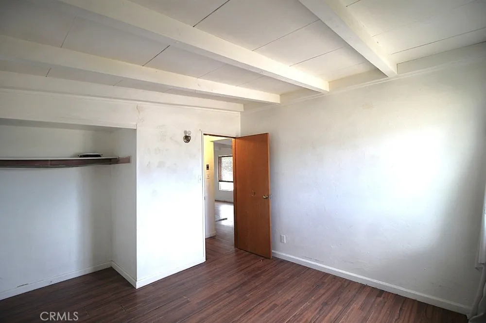 21212 Rainbow Hinkley, CA 92347