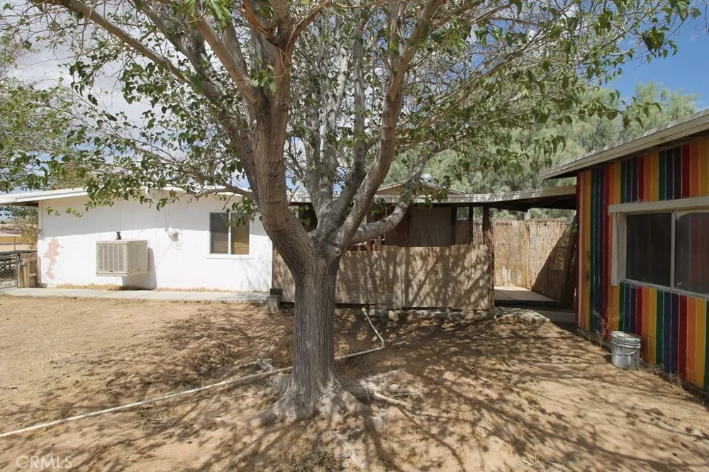 21212 Rainbow Hinkley, CA 92347