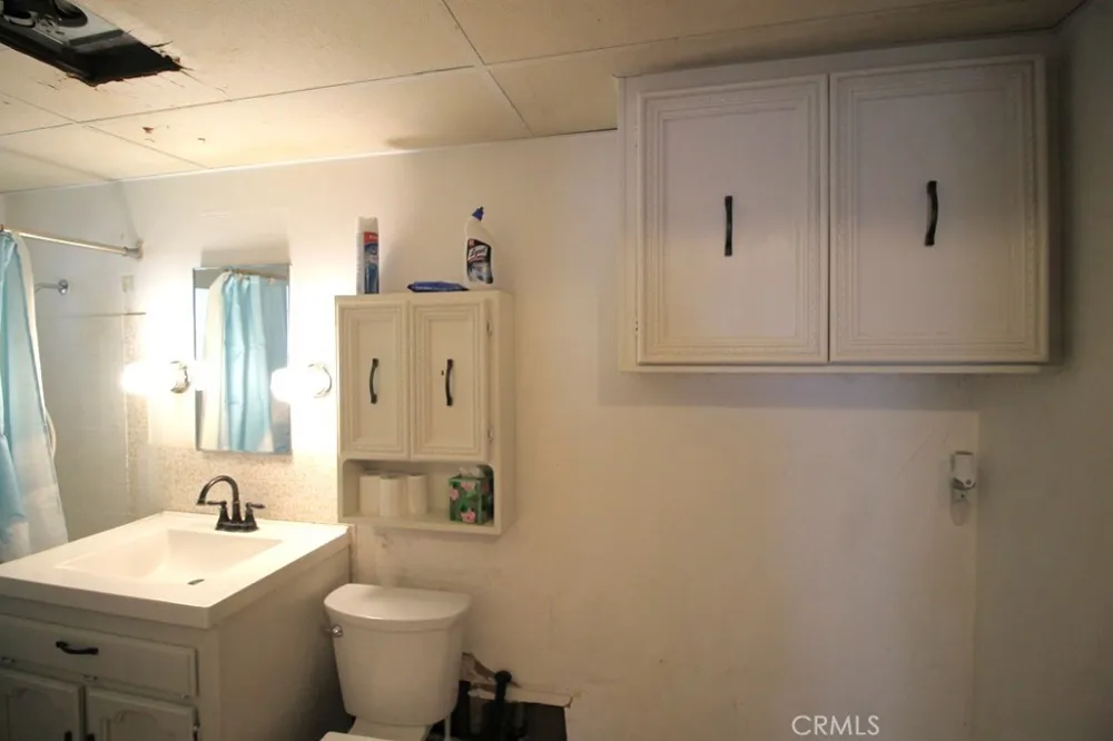21212 Rainbow Hinkley, CA 92347