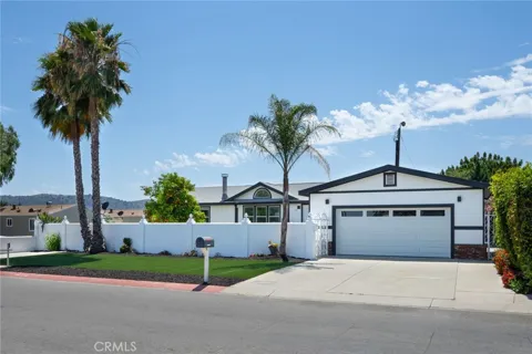 261 Las Brisas Circle