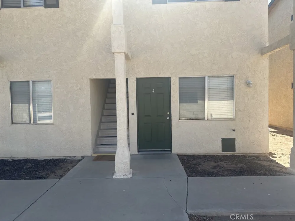 16784 Sultana Street #4 Hesperia, CA 92345