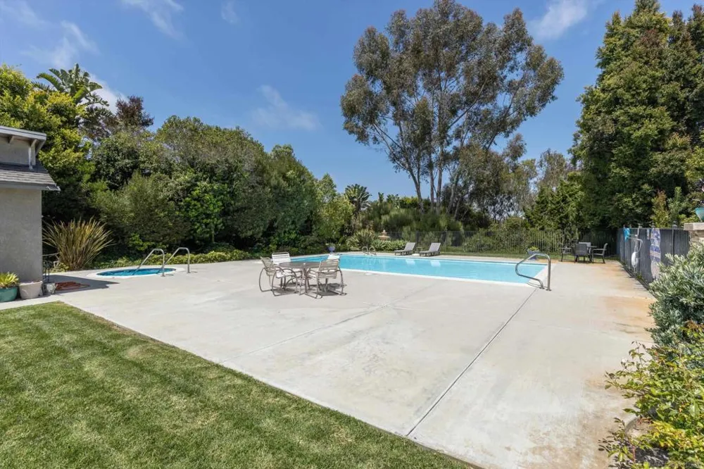 6667 La Jolla Scenic Drive South La Jolla, CA 92037