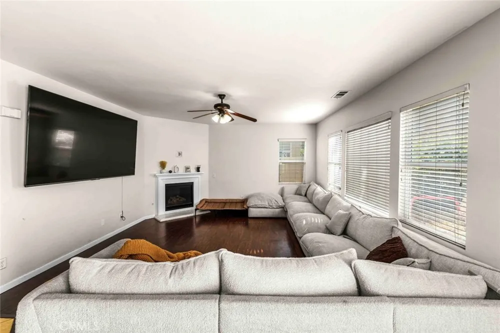 1109 Yucca Avenue Rialto, CA 92376