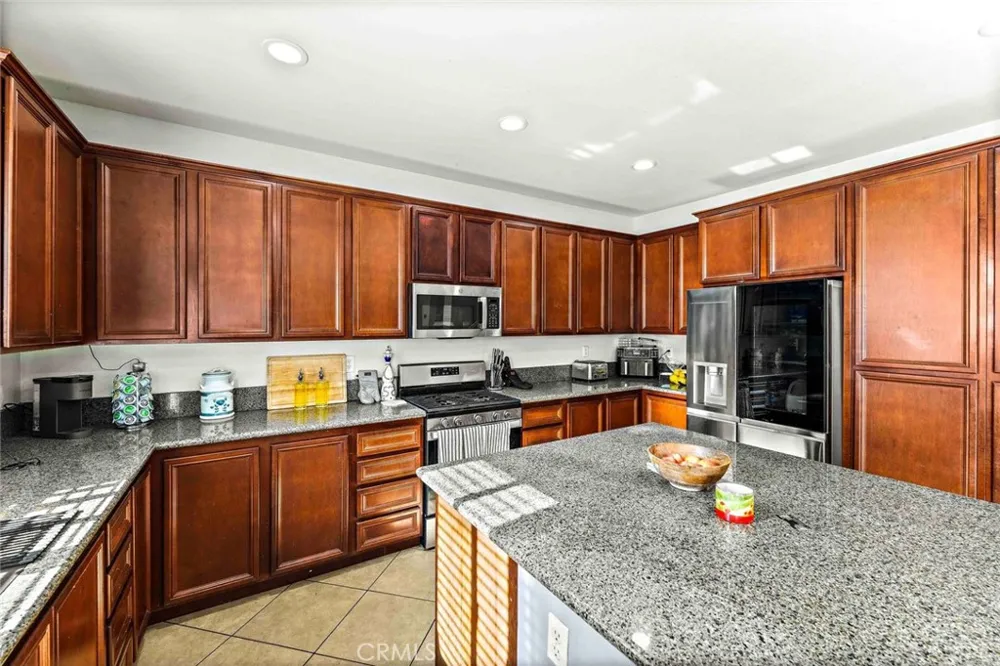1109 Yucca Avenue Rialto, CA 92376