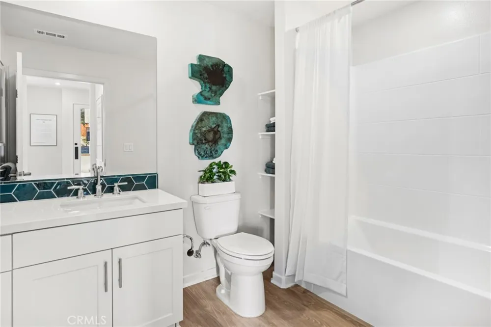 555 Gregory Way Glendora, CA 91740