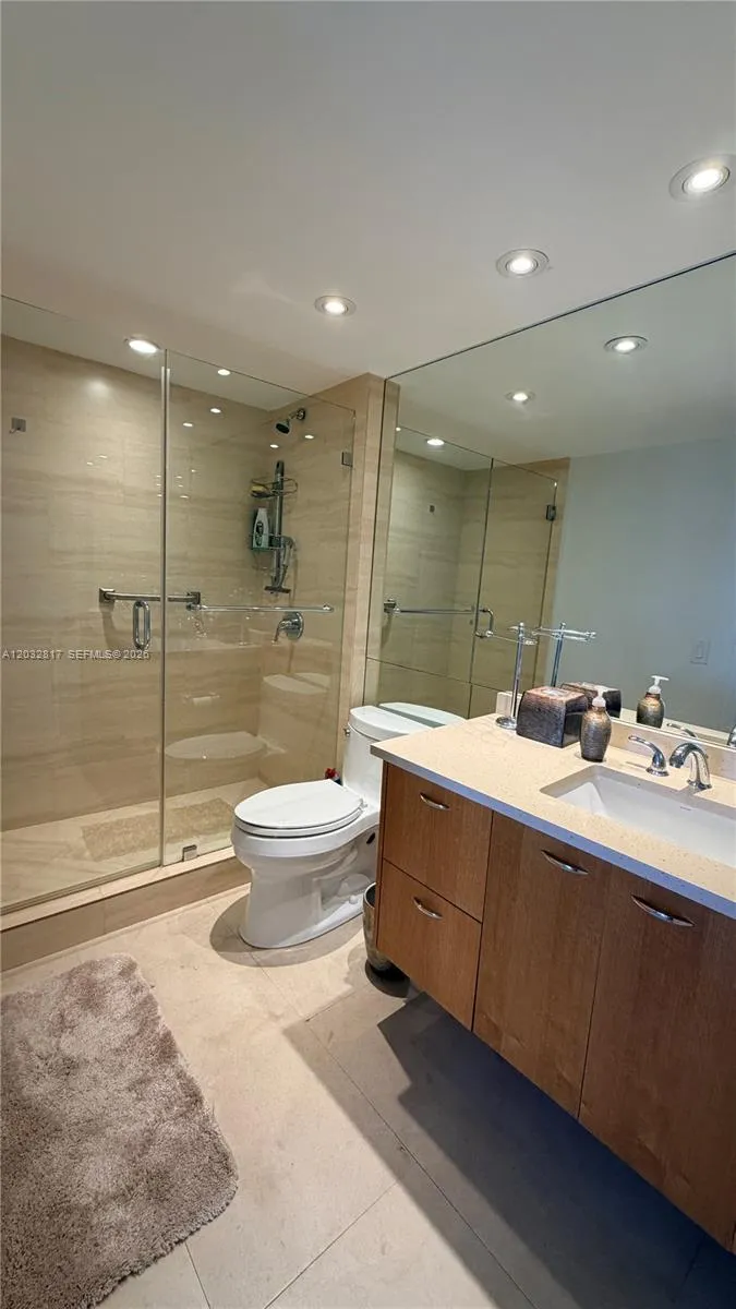 21205 Yacht Club Dr #1201 Aventura, FL 33180