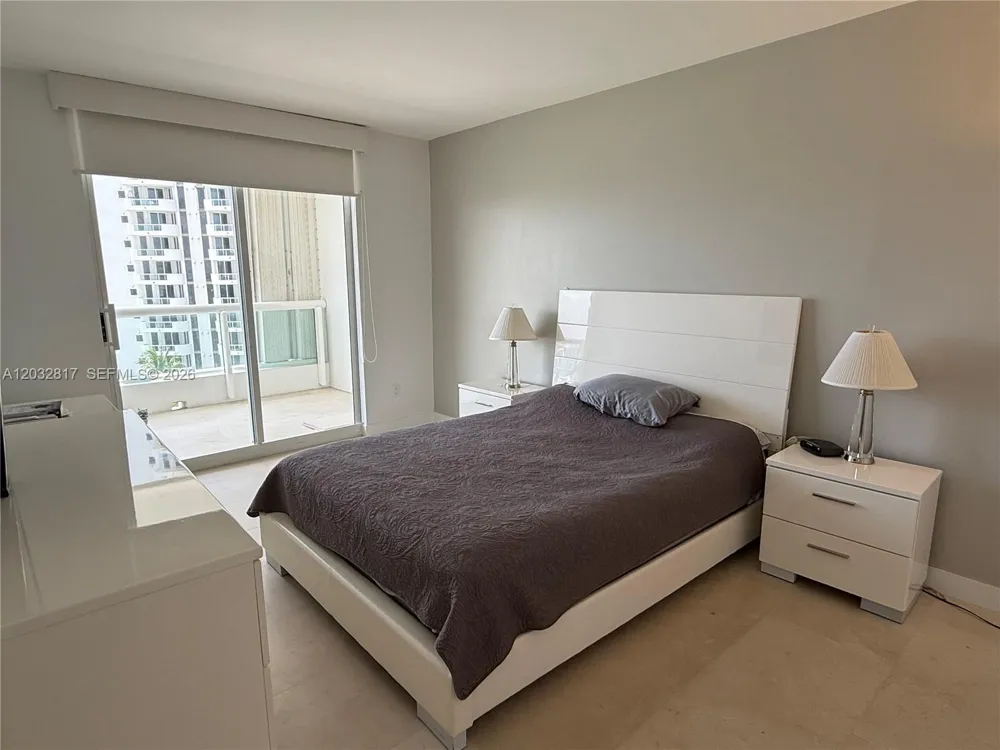 21205 Yacht Club Dr #1201 Aventura, FL 33180
