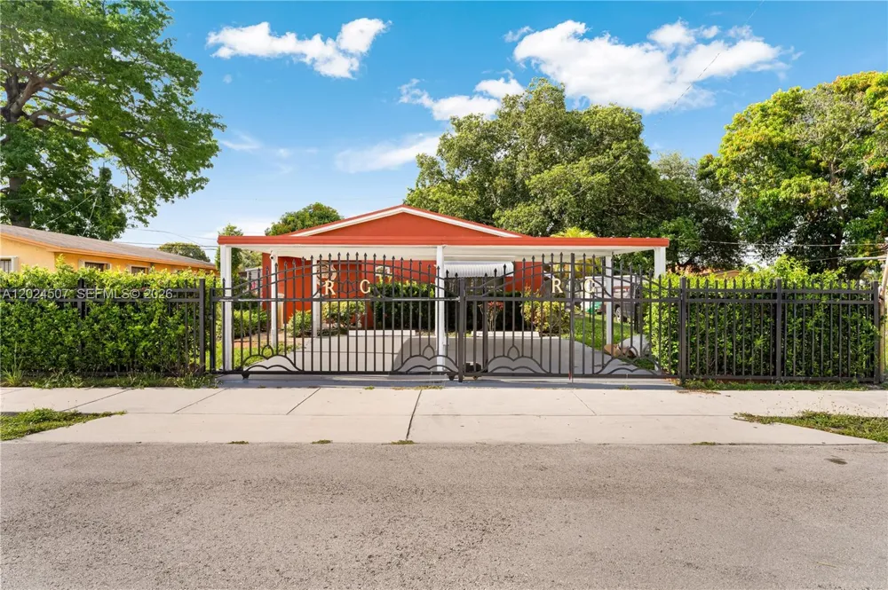 2225 NW 170th Ter Miami Gardens, FL 33056