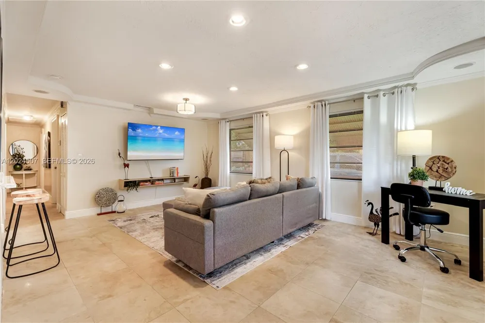 2225 NW 170th Ter Miami Gardens, FL 33056