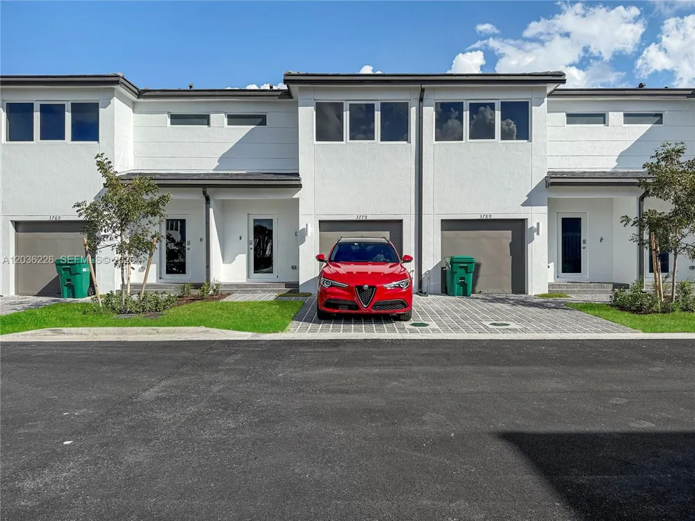 3770 SW 50th Ave #3770 Pembroke Park, FL 33023