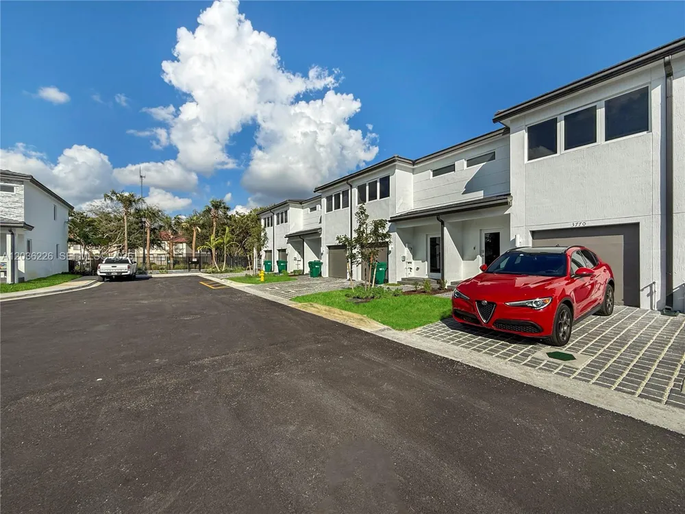 3770 SW 50th Ave #3770 Pembroke Park, FL 33023