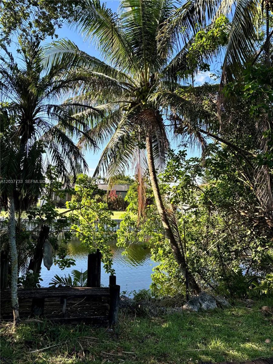 Address Not Shown Davie, FL 33314
