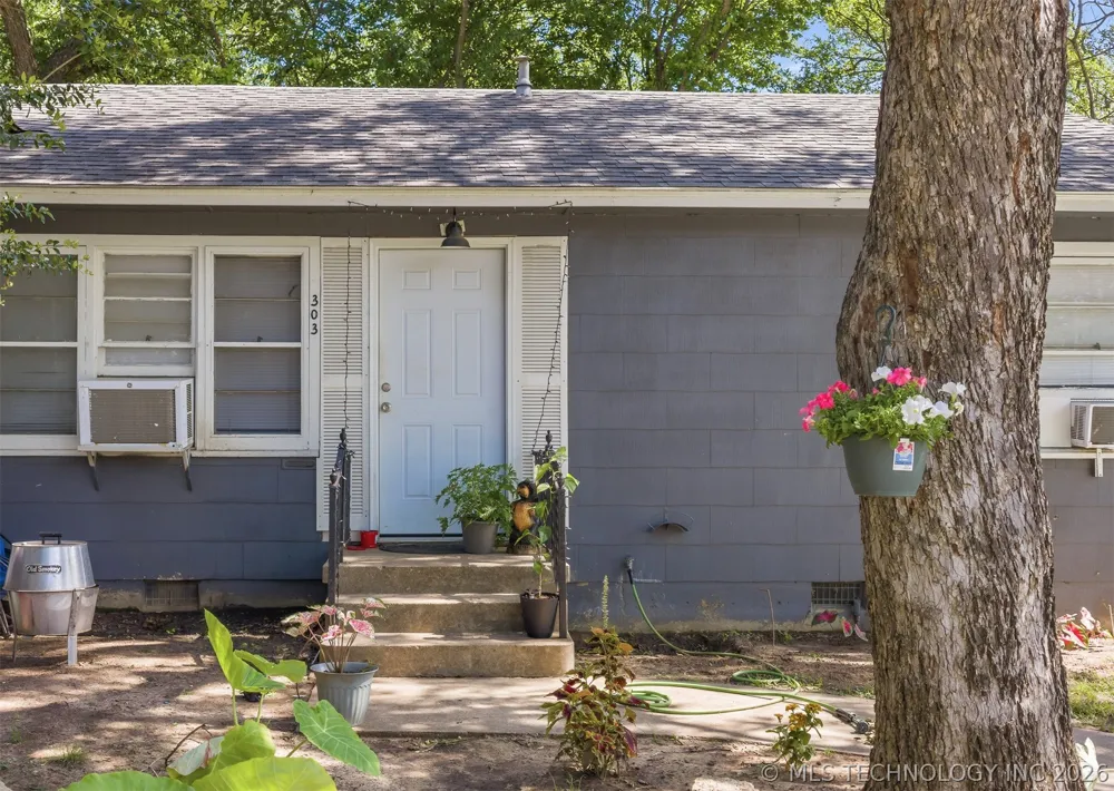 303 10th NW Ardmore, OK 73401