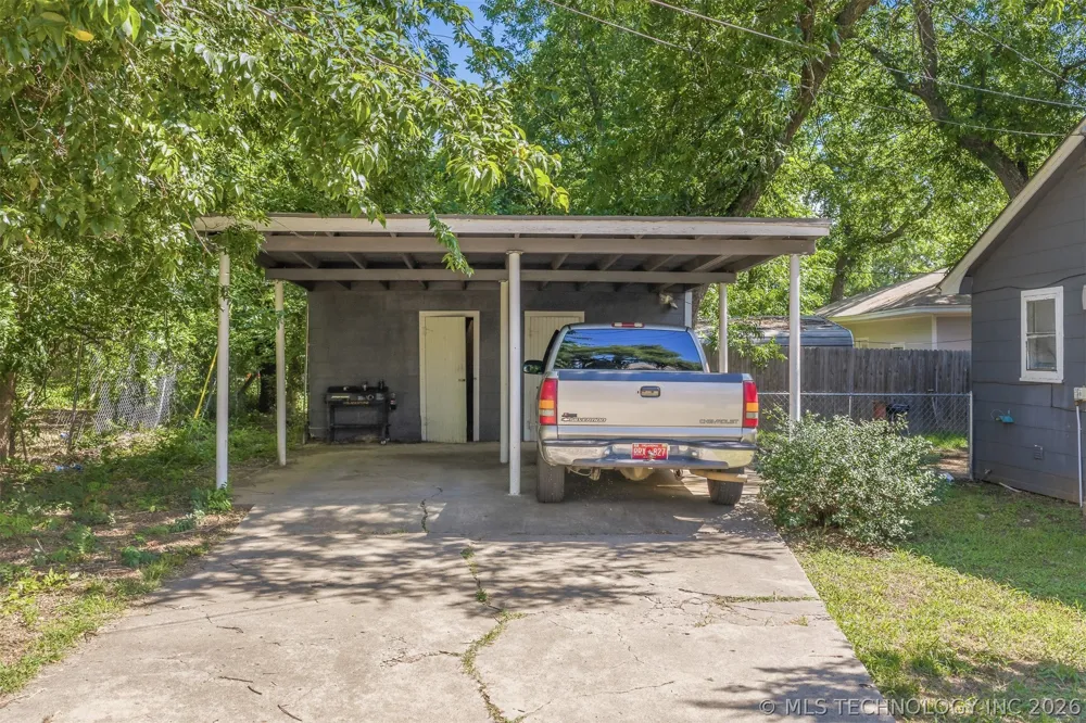 303 10th NW Ardmore, OK 73401