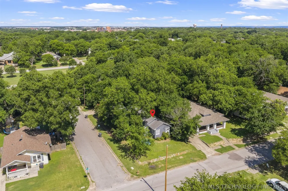 303 10th NW Ardmore, OK 73401