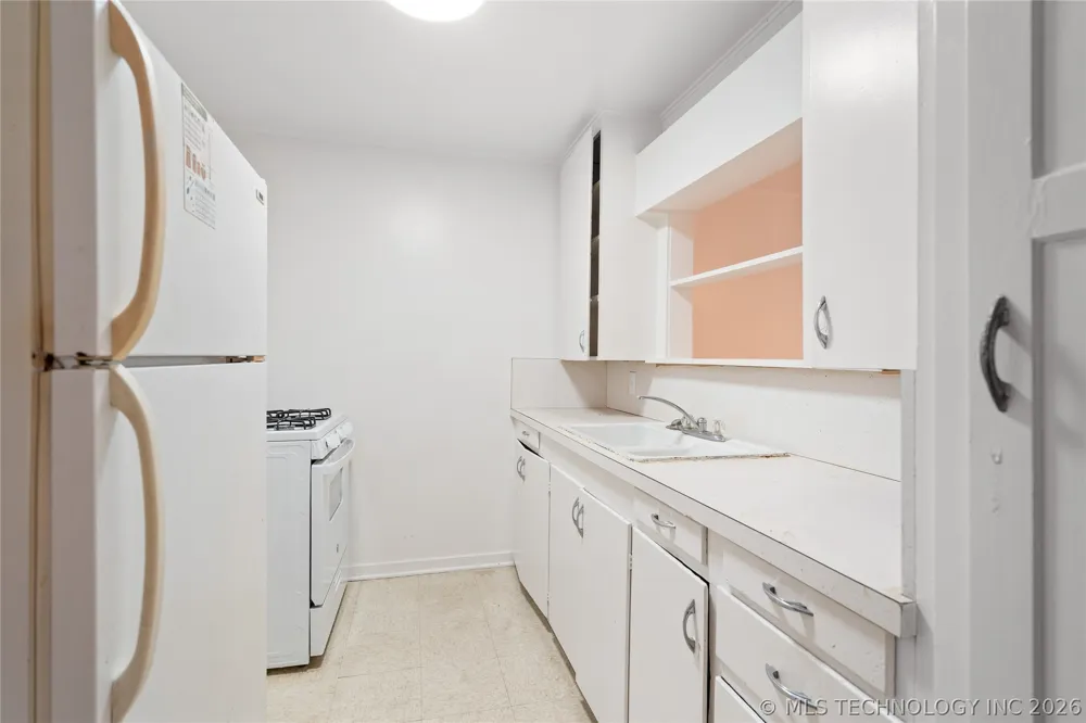 303 10th NW Ardmore, OK 73401
