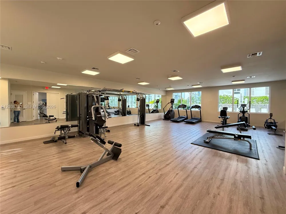 610 NE 2nd St #305 Dania Beach, FL 33004