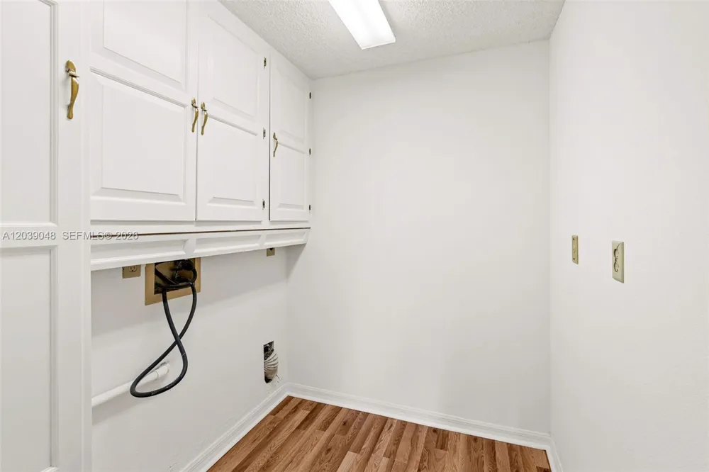 27255 HICKORY HILL Other City - In The State Of Florida, FL 34602