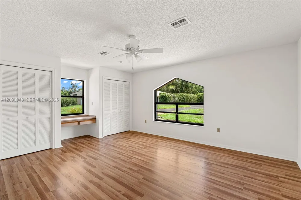 27255 HICKORY HILL Other City - In The State Of Florida, FL 34602