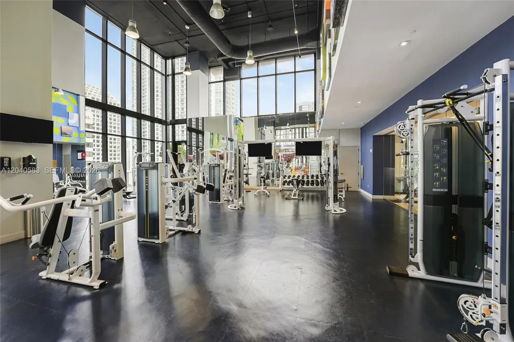 1010 Brickell Ave #3007 Miami, FL 33131