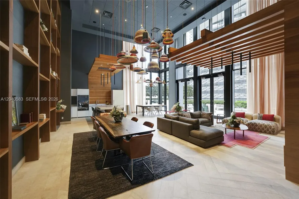 1010 Brickell Ave #3007 Miami, FL 33131
